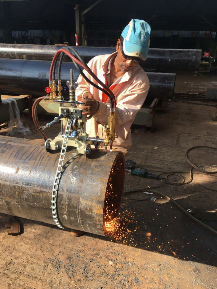 Steel Plunge Columns, Image 4